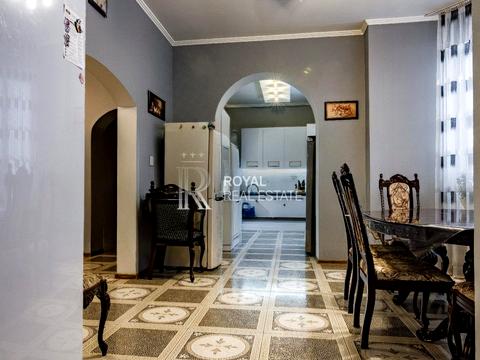 будинок за адресою Тодося Осьмачки вул. (Горького), 1