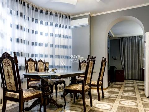 будинок за адресою Тодося Осьмачки вул. (Горького), 1