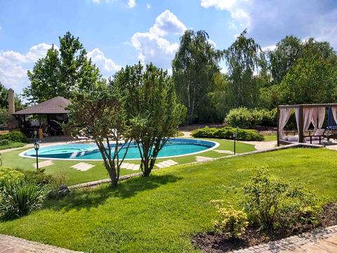 будинок за адресою смт. Обухівка, Чарівна