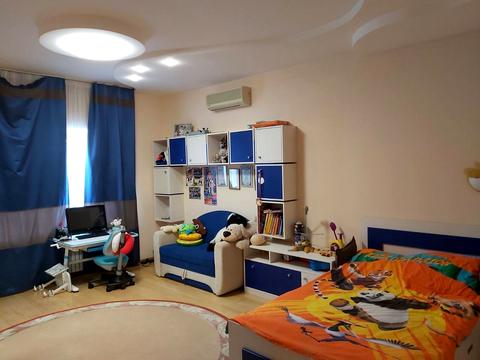 будинок за адресою смт. Обухівка, Чарівна