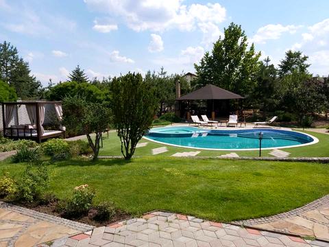 будинок за адресою смт. Обухівка, Чарівна