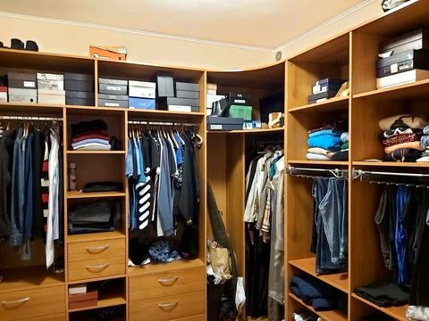 будинок за адресою смт. Обухівка, Чарівна