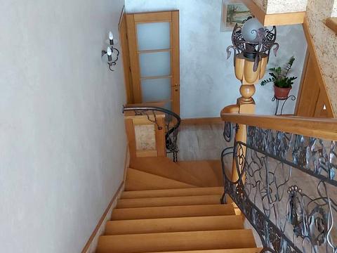 будинок за адресою смт. Обухівка, Чарівна