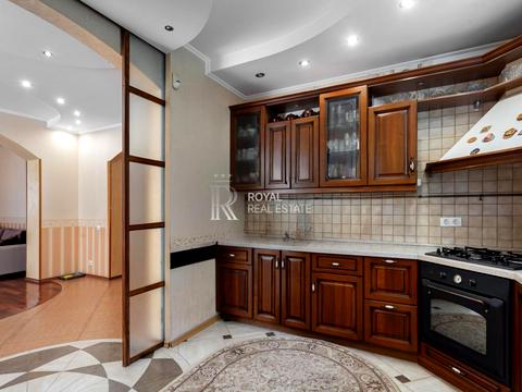 будинок за адресою Демидівська вул., 1