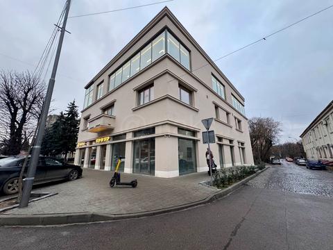 комерційна за адресою Івана Чендея вул., 42