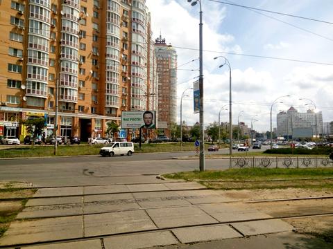 комерційна за адресою Київ, Левка Лук'яненка вул. (Маршала Тимошенка), 21к8