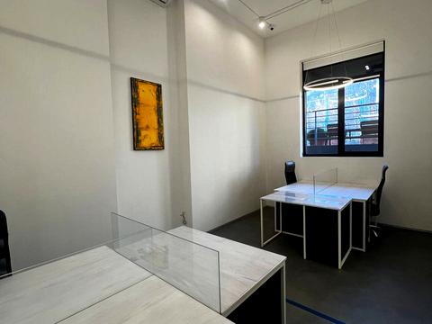 комерційна за адресою Сім'ї Стешенків вул. (Тимофія Строкача), 9а