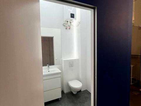 комерційна за адресою Сім'ї Стешенків вул. (Тимофія Строкача), 9а