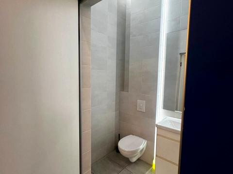 комерційна за адресою Сім'ї Стешенків вул. (Тимофія Строкача), 9а