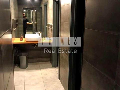 комерційна за адресою Бессарабська пл., 2