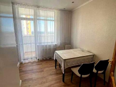 квартира по адресу Семьи Кульженков ул. (Дегтяренко Петра), 31-Б