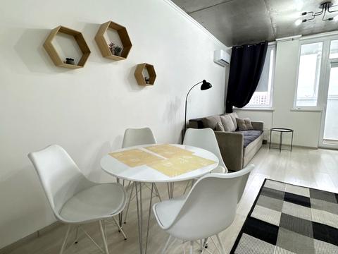 квартира за адресою Академіка Заболотного вул., 15-Б