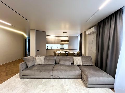 квартира за адресою В'ячеслава Чорновола вул. (), 5