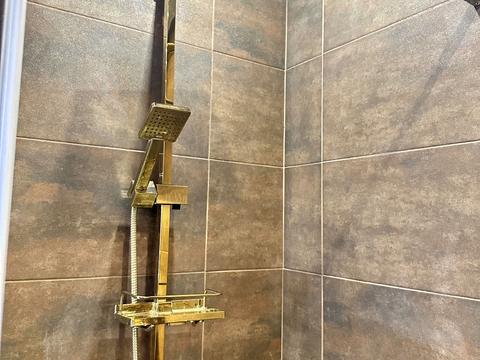 квартира за адресою Дніпровська набережна вул., 20-А