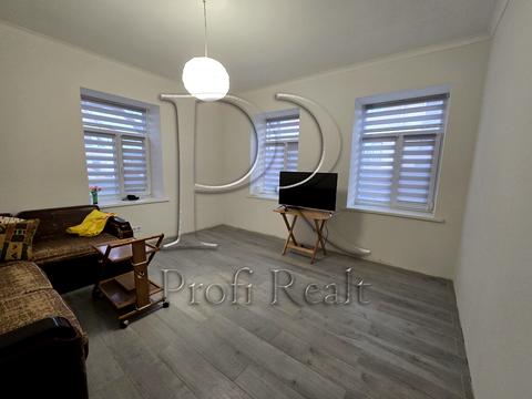 дом по адресу Киев, Каменярів ул.