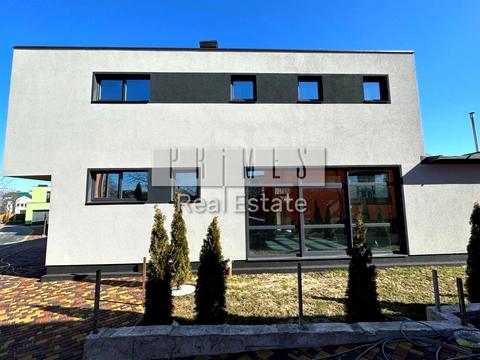 дом по адресу Барвинковая ул.