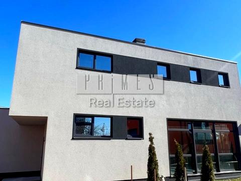 дом по адресу Барвинковая ул.