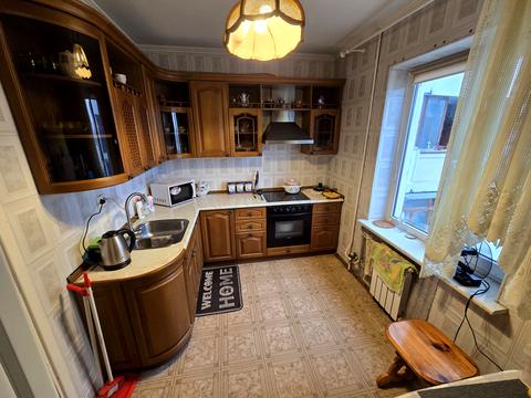 кімната за адресою Йорданська вул. (Лайоша Гавро), 11-Д