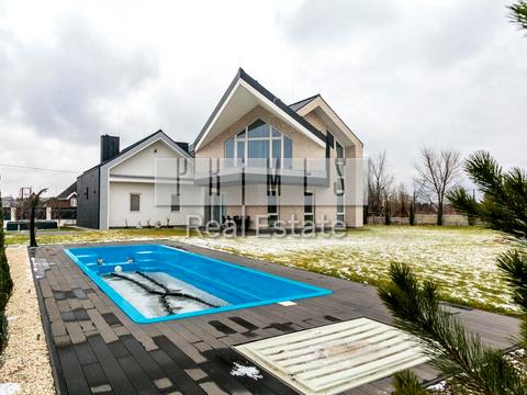 будинок за адресою Веняна