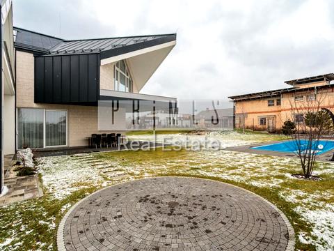 будинок за адресою Веняна