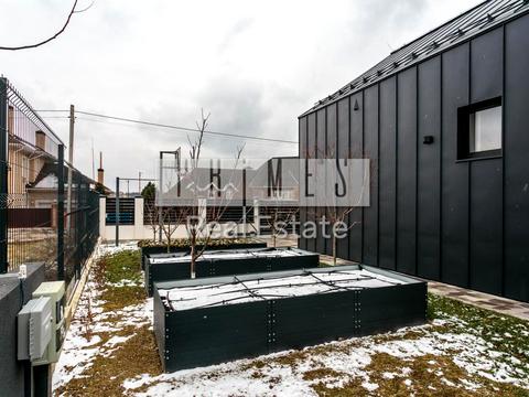 будинок за адресою Веняна