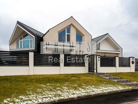 будинок за адресою Веняна