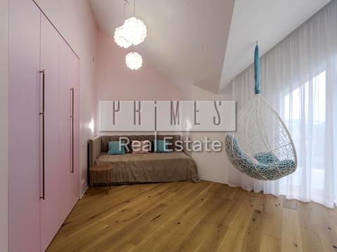 будинок за адресою Веняна