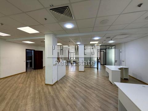 комерційна за адресою Басейна вул., 1-3/2А