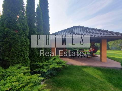 будинок за адресою Дачна