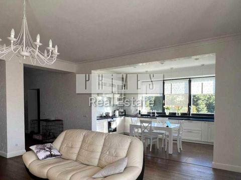 будинок за адресою Дачна