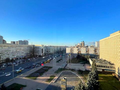 квартира по адресу Леси Украинки бульв., 21