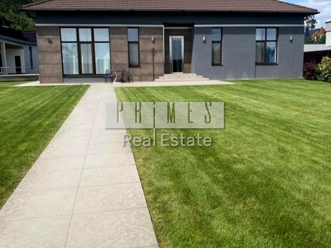 будинок за адресою Приозерна