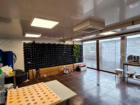 коммерческая по адресу Степана Бандеры просп. (Московський), 30