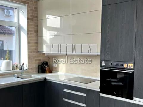 дом по адресу 11-я Линия ул.