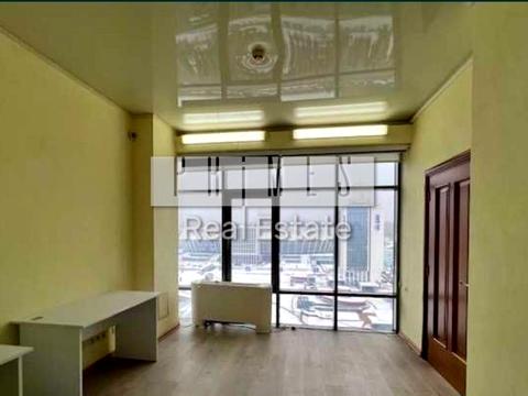 комерційна за адресою Велика Васильківська вул. (Червоноармійська), 72