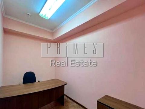 комерційна за адресою Велика Васильківська вул. (Червоноармійська), 72