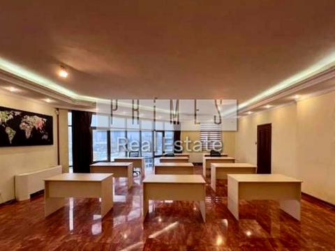 комерційна за адресою Велика Васильківська вул. (Червоноармійська), 72