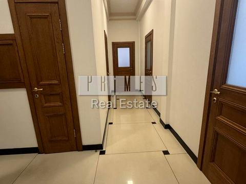 комерційна за адресою Київ, Жилянська вул., 97