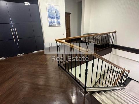 комерційна за адресою Київ, Жилянська вул., 97