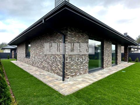 будинок за адресою Соборна вул. ()