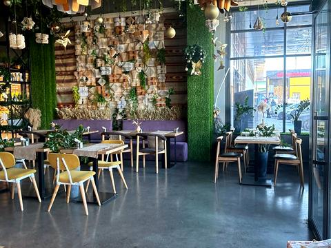 комерційна за адресою Одеська вул., 20