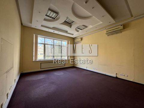 комерційна за адресою Олександра Кониського вул., 28А-30А