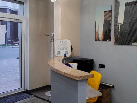 комерційна за адресою Перлинна вул., 9