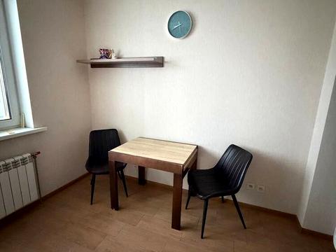 квартира за адресою Гната Хоткевича вул. (Червоногвардійська), 8