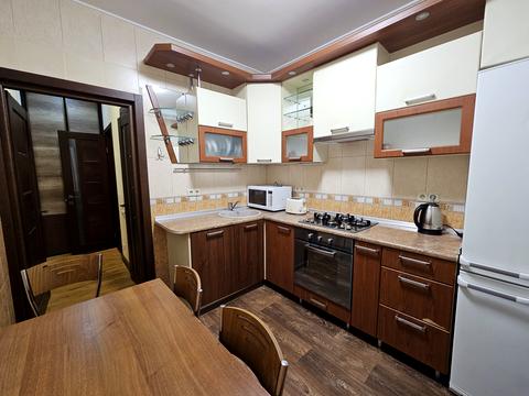 квартира за адресою Харків, майдан Конституції пл., 2/2