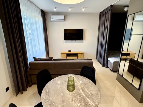 квартира за адресою Соборна вул., 105-В/3