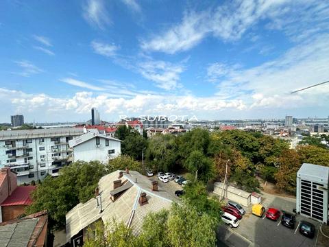 квартира за адресою Михайла Грушевського вул. (Карла Лібкнехта), 14