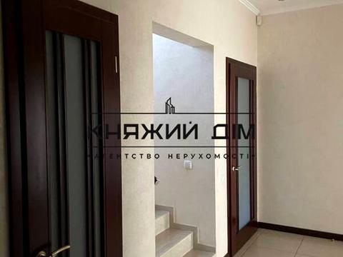 будинок за адресою Віктора Швеця вул. (Шляхова), 1