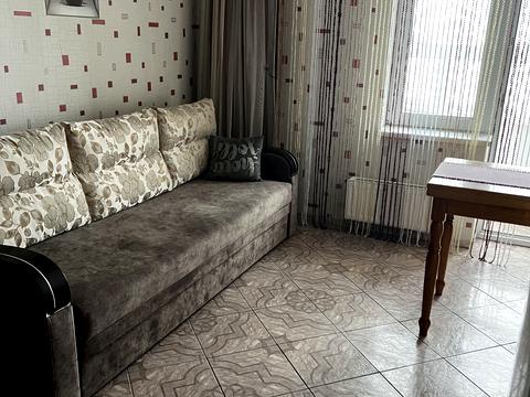 квартира за адресою Анни Ахматової вул., 32/18