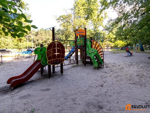 квартира за адресою Космонавта Поповича вул. (Космонавта Волкова), 8